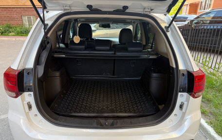 Mitsubishi Outlander III рестайлинг 3, 2015 год, 2 600 000 рублей, 8 фотография