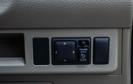 Nissan Tiida, 2005 год, 698 000 рублей, 17 фотография