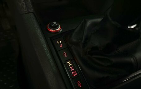 Volkswagen Amarok I рестайлинг, 2015 год, 1 840 000 рублей, 17 фотография