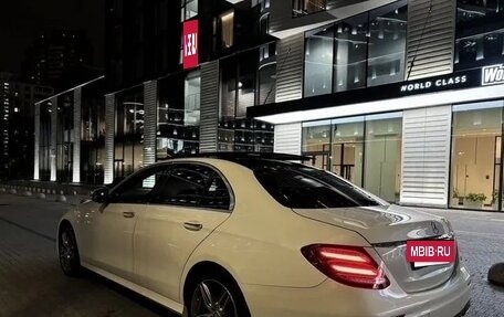 Mercedes-Benz E-Класс, 2016 год, 2 530 000 рублей, 18 фотография