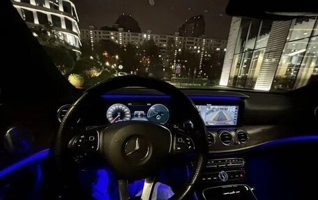 Mercedes-Benz E-Класс, 2016 год, 2 530 000 рублей, 27 фотография