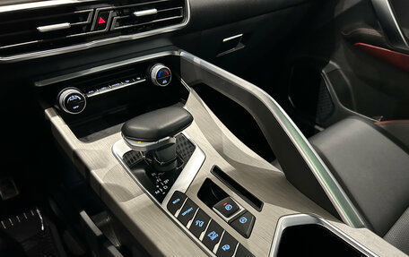 Geely Coolray I, 2023 год, 1 899 000 рублей, 20 фотография