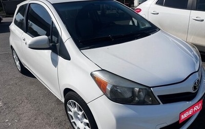 Toyota Yaris III рестайлинг, 2012 год, 1 000 000 рублей, 1 фотография