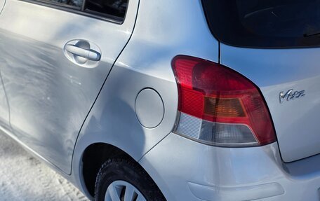 Toyota Vitz, 2009 год, 640 000 рублей, 4 фотография