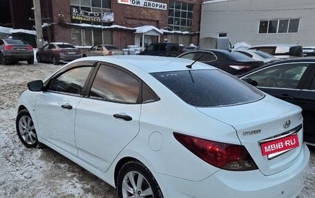 Hyundai Solaris II рестайлинг, 2012 год, 1 150 000 рублей, 7 фотография