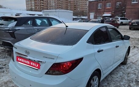 Hyundai Solaris II рестайлинг, 2012 год, 1 150 000 рублей, 4 фотография