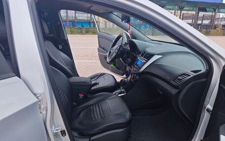 Hyundai Solaris II рестайлинг, 2013 год, 970 000 рублей, 6 фотография