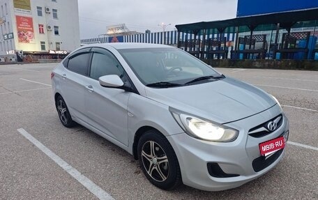 Hyundai Solaris II рестайлинг, 2013 год, 970 000 рублей, 3 фотография