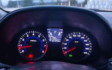 Hyundai Solaris II рестайлинг, 2013 год, 970 000 рублей, 26 фотография