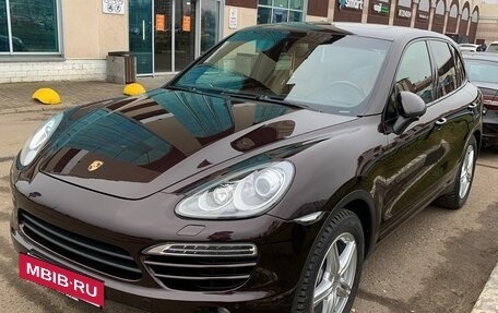 Porsche Cayenne III, 2013 год, 2 395 000 рублей, 2 фотография