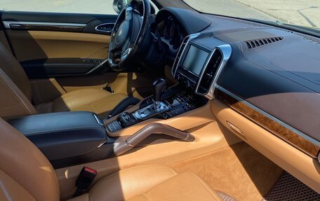 Porsche Cayenne III, 2013 год, 2 395 000 рублей, 14 фотография