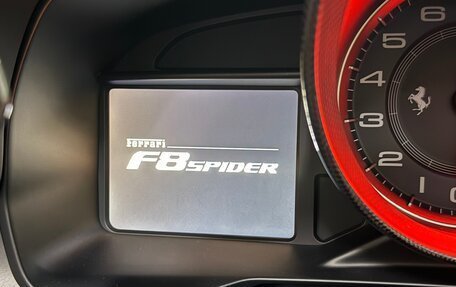 Ferrari F8, 2021 год, 37 000 000 рублей, 33 фотография