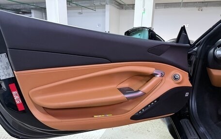 Ferrari F8, 2021 год, 37 000 000 рублей, 27 фотография