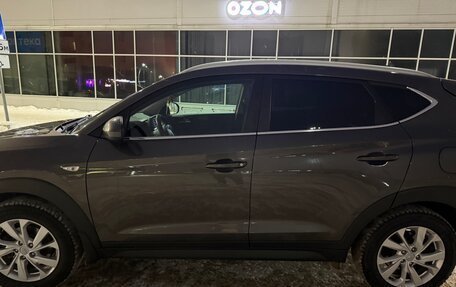 Hyundai Tucson III, 2019 год, 2 100 000 рублей, 4 фотография