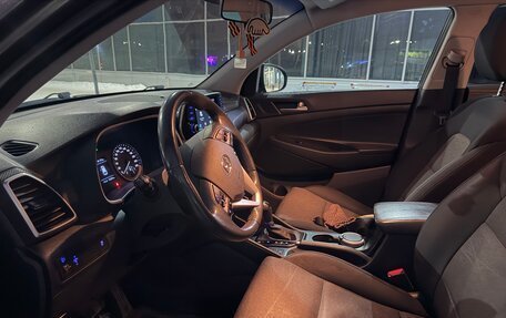 Hyundai Tucson III, 2019 год, 2 100 000 рублей, 5 фотография