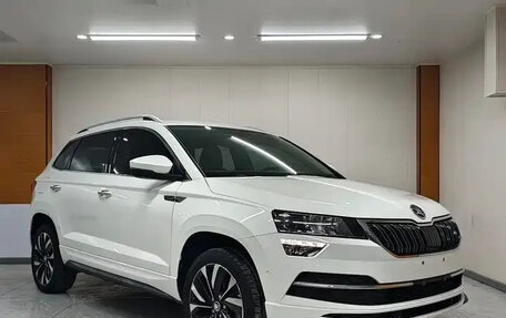 Skoda Karoq I, 2022 год, 2 180 000 рублей, 3 фотография