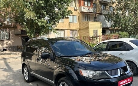 Mitsubishi Outlander III рестайлинг 3, 2006 год, 930 000 рублей, 1 фотография