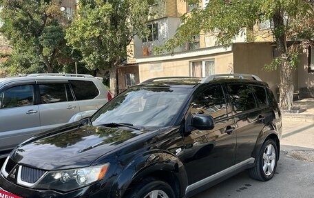 Mitsubishi Outlander III рестайлинг 3, 2006 год, 930 000 рублей, 2 фотография