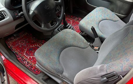 Nissan Micra II, 1998 год, 220 000 рублей, 6 фотография