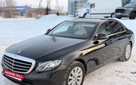 Mercedes-Benz E-Класс, 2019 год, 1 840 000 рублей, 6 фотография