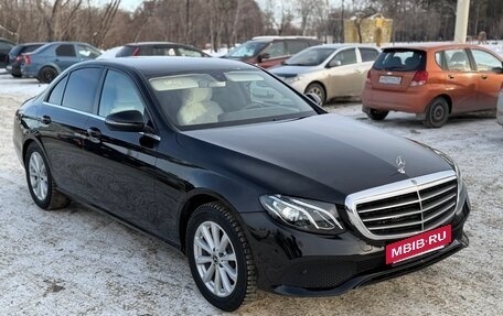 Mercedes-Benz E-Класс, 2019 год, 1 840 000 рублей, 2 фотография