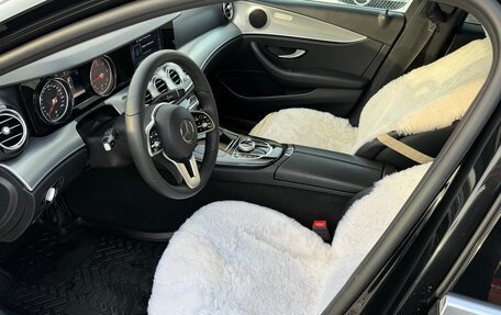 Mercedes-Benz E-Класс, 2019 год, 1 840 000 рублей, 15 фотография