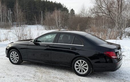 Mercedes-Benz E-Класс, 2019 год, 1 840 000 рублей, 29 фотография