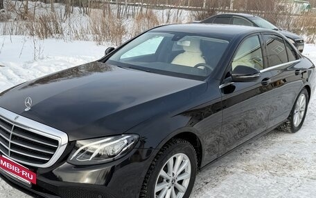 Mercedes-Benz E-Класс, 2019 год, 1 840 000 рублей, 37 фотография