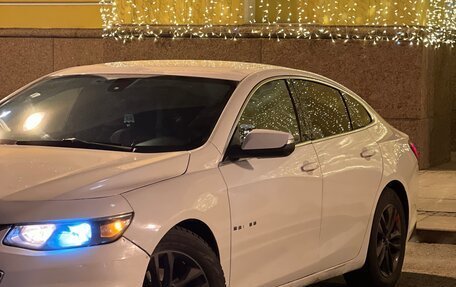 Chevrolet Malibu IX, 2018 год, 920 000 рублей, 2 фотография