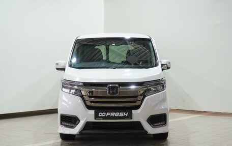 Honda Stepwgn IV, 2017 год, 2 365 000 рублей, 3 фотография