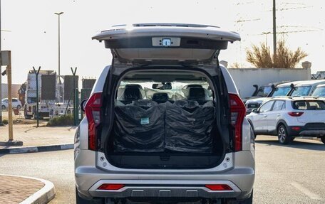 Mitsubishi Pajero Sport III рестайлинг, 2023 год, 3 700 000 рублей, 4 фотография