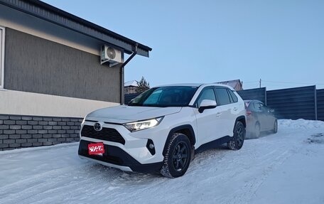 Toyota RAV4, 2021 год, 3 490 000 рублей, 1 фотография