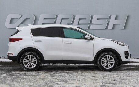 KIA Sportage IV рестайлинг, 2018 год, 2 390 000 рублей, 5 фотография