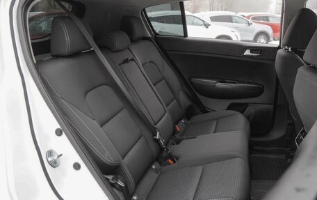 KIA Sportage IV рестайлинг, 2018 год, 2 390 000 рублей, 7 фотография