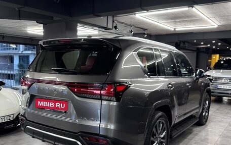 Lexus LX, 2023 год, 16 000 000 рублей, 5 фотография