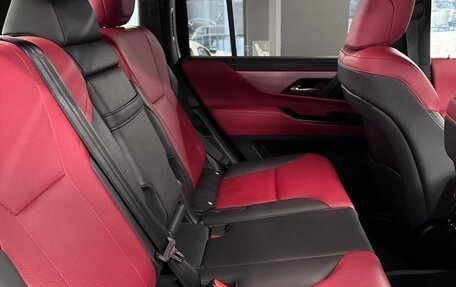 Lexus LX, 2023 год, 16 000 000 рублей, 22 фотография