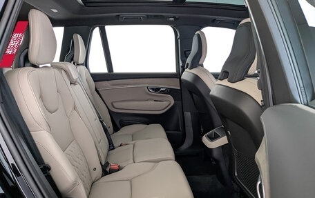 Volvo XC90 II рестайлинг, 2025 год, 9 100 000 рублей, 12 фотография