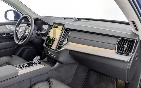 Volvo XC90 II рестайлинг, 2025 год, 11 000 000 рублей, 9 фотография