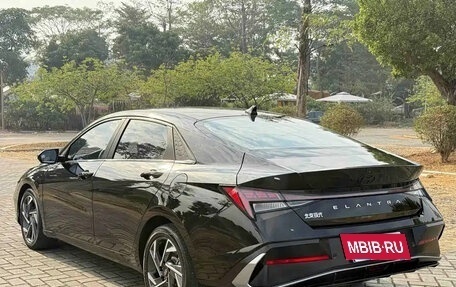 Hyundai Elantra, 2022 год, 1 400 000 рублей, 6 фотография