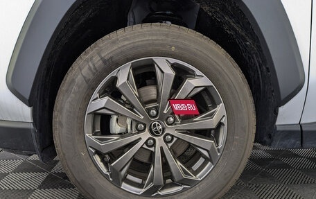 Toyota RAV4, 2025 год, 4 550 000 рублей, 7 фотография