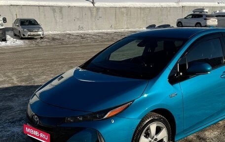 Toyota Prius IV XW50, 2018 год, 2 100 000 рублей, 11 фотография