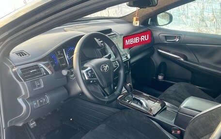 Toyota Camry, 2015 год, 1 850 000 рублей, 16 фотография