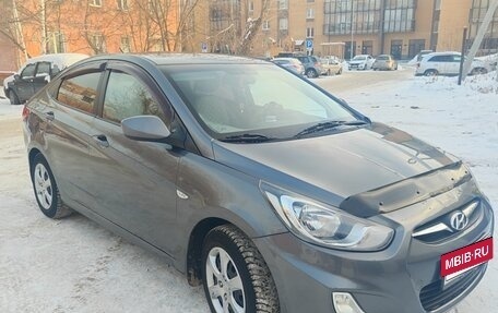 Hyundai Solaris II рестайлинг, 2012 год, 850 000 рублей, 6 фотография