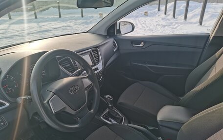 Hyundai Solaris II рестайлинг, 2018 год, 1 150 000 рублей, 9 фотография