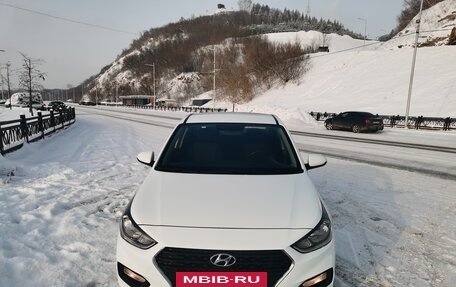 Hyundai Solaris II рестайлинг, 2018 год, 1 150 000 рублей, 7 фотография