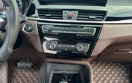 BMW X1, 2022 год, 2 100 000 рублей, 15 фотография