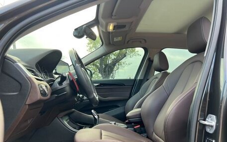 BMW X1, 2022 год, 2 100 000 рублей, 8 фотография