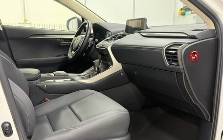 Lexus NX I, 2021 год, 3 290 002 рублей, 12 фотография