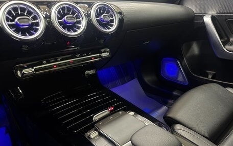 Mercedes-Benz A-Класс, 2021 год, 2 230 000 рублей, 13 фотография