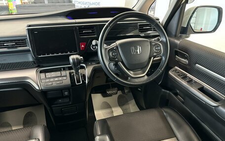 Honda Stepwgn IV, 2020 год, 2 649 900 рублей, 15 фотография